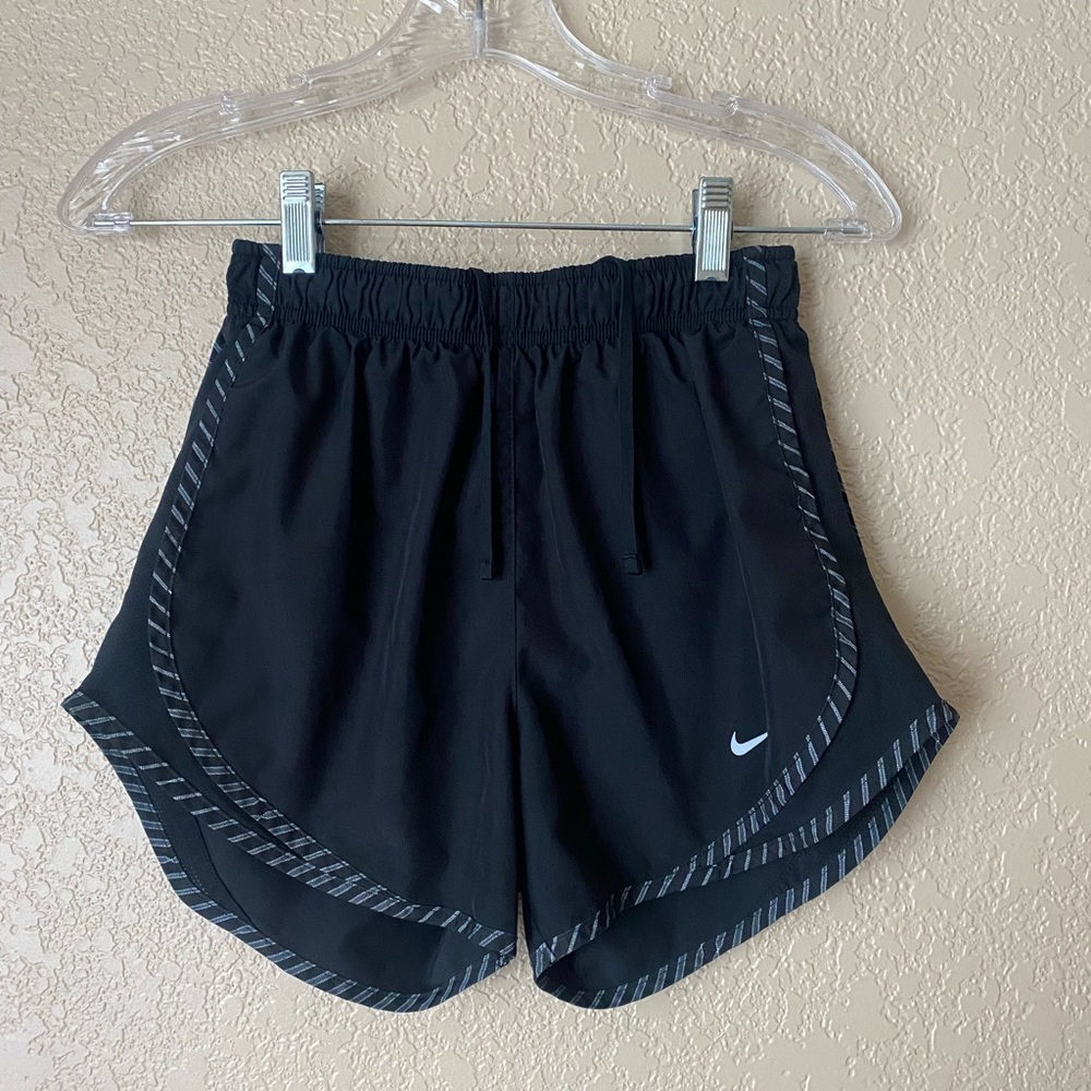 Nike Tempo Athletic Shorts - Women’s XS - Black